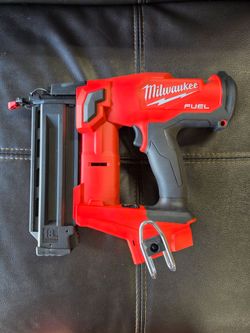 Milwaukee M18 FUEL Gen II 18 Gauge Brad Nailer (Tool-Only)