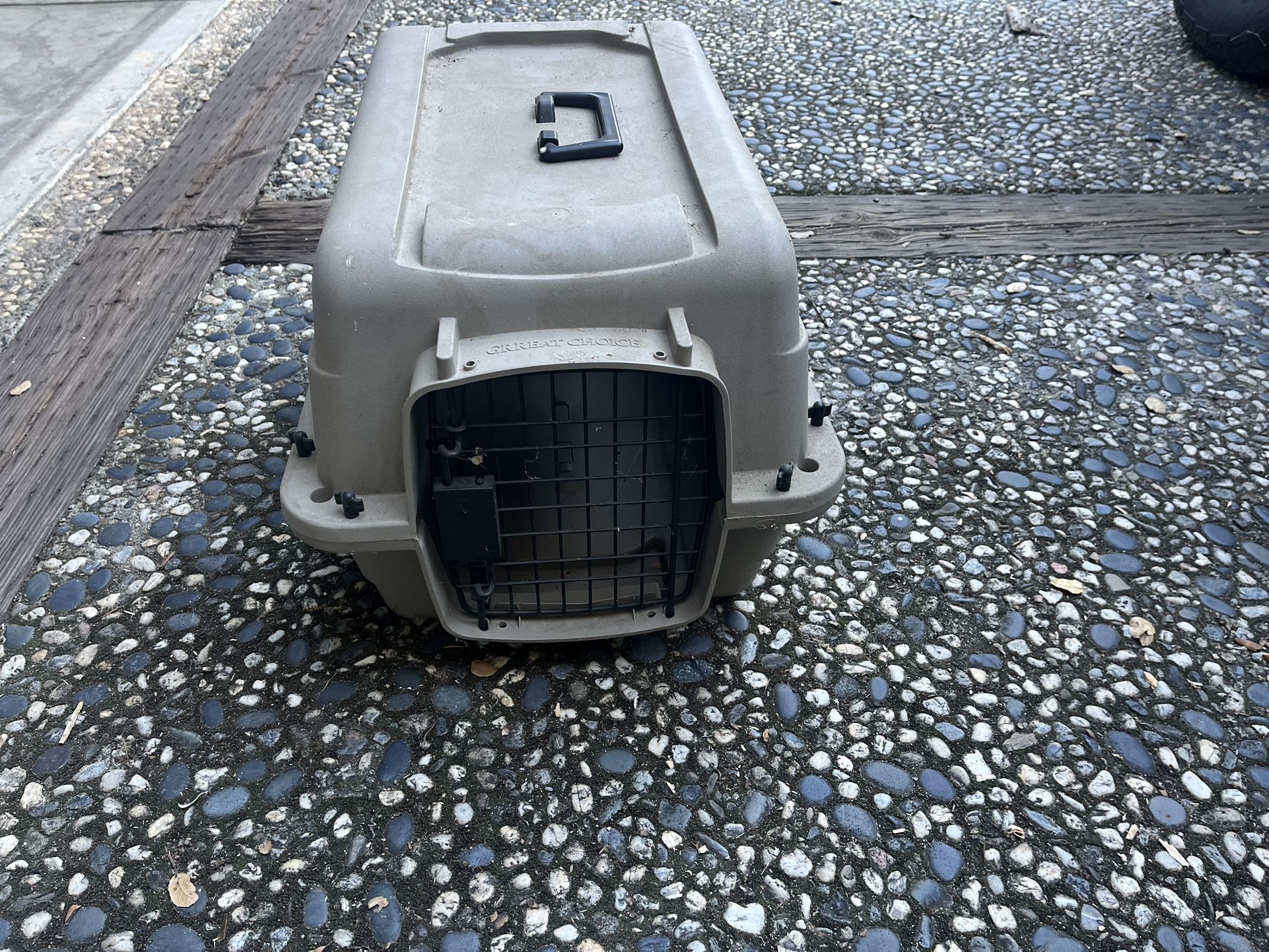 Small Air Kennel