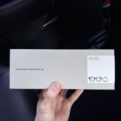 Meta x Ray-Ban Display & Neural Band Al Glasses (Standard Size 1) SK-1001152-01