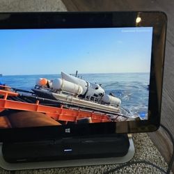 Dell Venue Pro 11 Tablet w/Docking Station . 256GB SSD 8GB RAM 