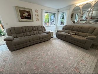 Couch loveseat set