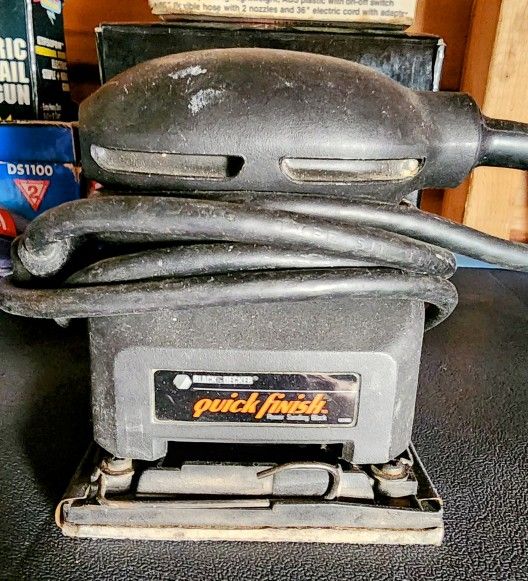 Black & Decker Electric Palm Sander Model #7441