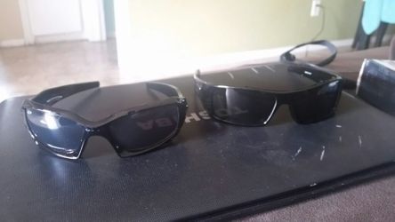 Lentes Oakley nuevos uno esta por alisado $70 55