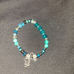 Holiday Beaded Bracelets 