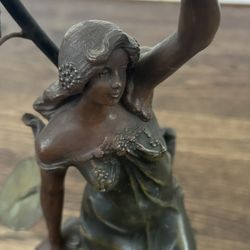 Rare Art Nouveau Lamp by Francois Moreau in Cast Metal Patinated Bronze Finish