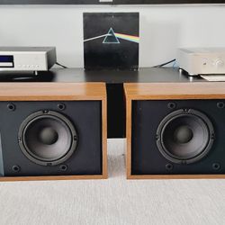 Bose 2.2 Bookshelf 2-Way Speakers 