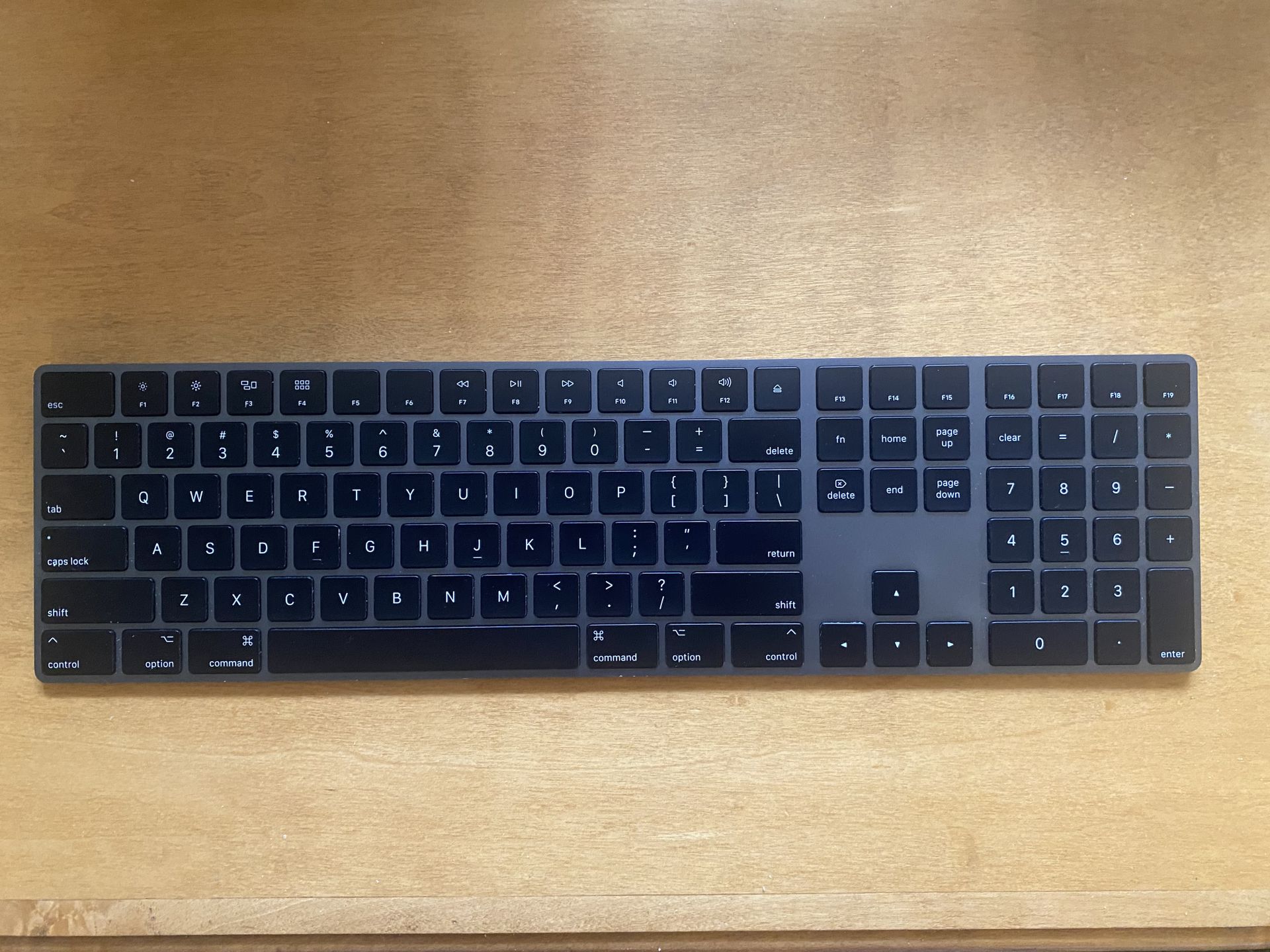  Space Grey Apple Magic Keyboard 2 with Numeric Keypad (MRMH2LL/A) A1843