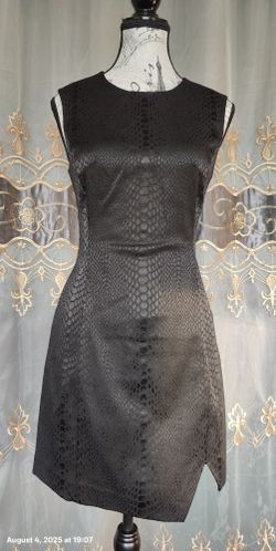 stylish black mini dress size s