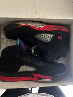 Jordan 5s 