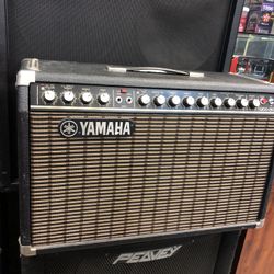 Yamaha G100-210 Guitar Amp 