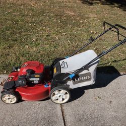 Toro Self Propelled Mulching Mower w/Bagger and Side Chute