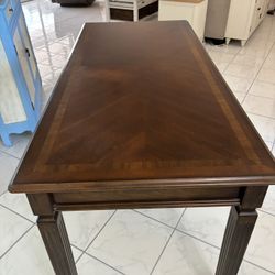 Executive Style Computer Desk