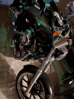 2012 Harley Davidson Sportster 883