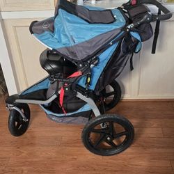 BOB Revolution Flex Baby Jogging Stroller With Snack Tray And Adjustable Height Push Handlebar 