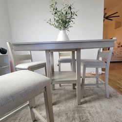 Table & Chairs (bramd New)