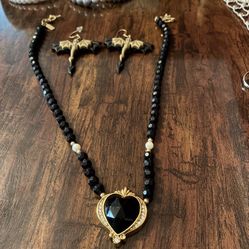 Dragon Earrings And Heart Neclace 
