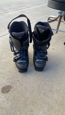 Ski Boots women’s size 7