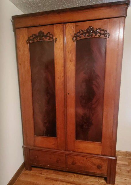 Mixed Wood Armoire Late 1800's To Early 1900's