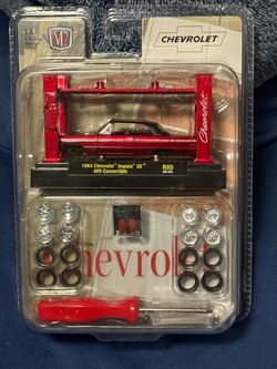 M2 Chevy  Impala SS 409 Convertible R 85 1:64 Scale