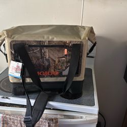 Igloo Camo Wet bag/ Cooler 25 Liter 