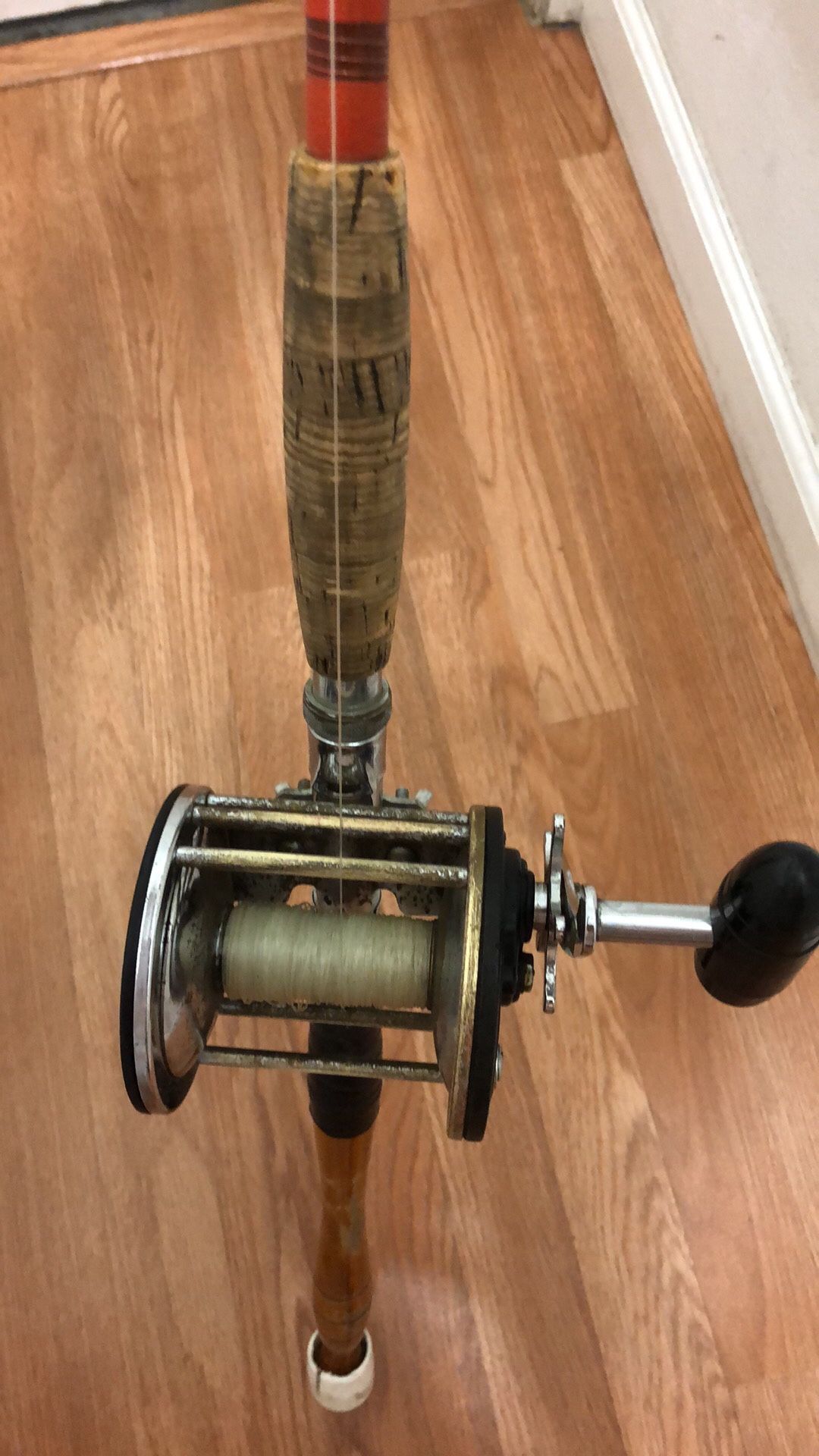 Pen fishing real and rod made in USA in excellent condition ready to fishing