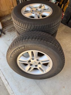 Michelin defender LTX / Lexus GX470 wheels