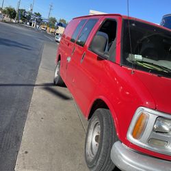2001 Chevrolet Express