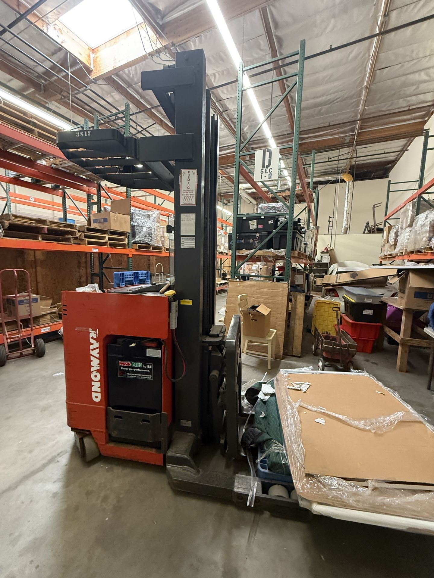 Raymond Forklift Standup EASI Reach