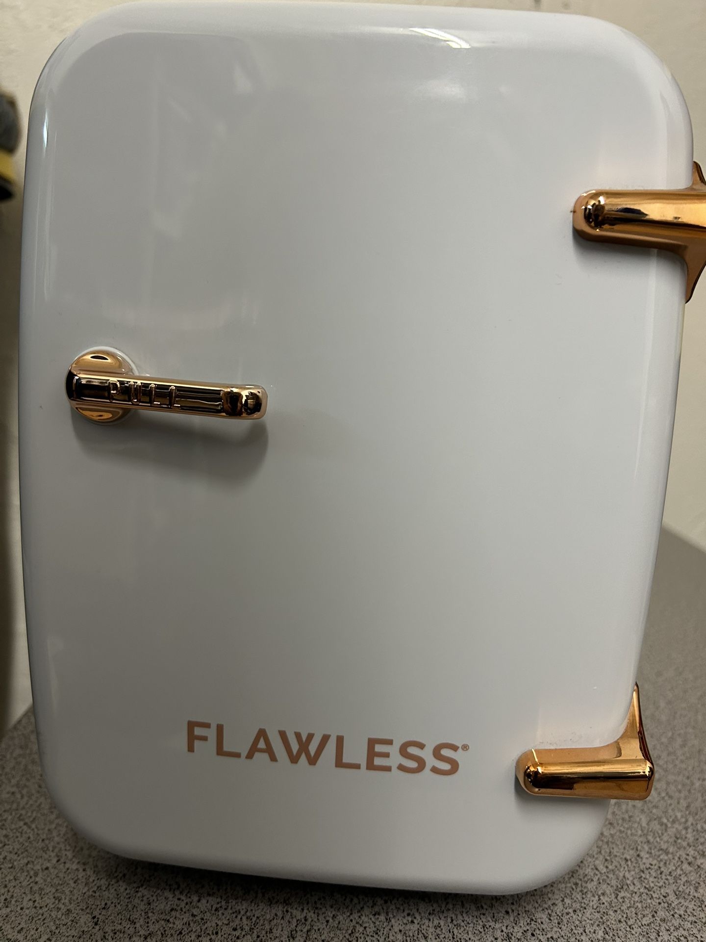 Flawless Mini Fridge