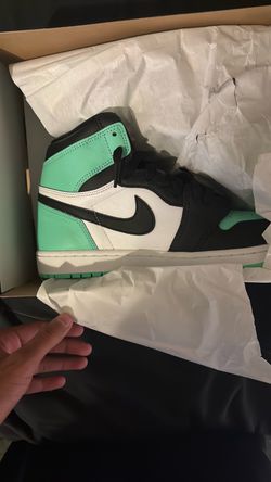 Nike shoes size 9