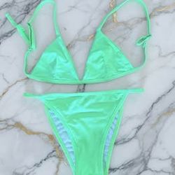 Pretty Little Thing Neon Green Bikini Set Small - No Padding