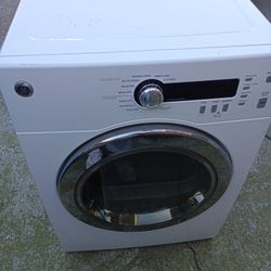 24-in Width Electric Dryer