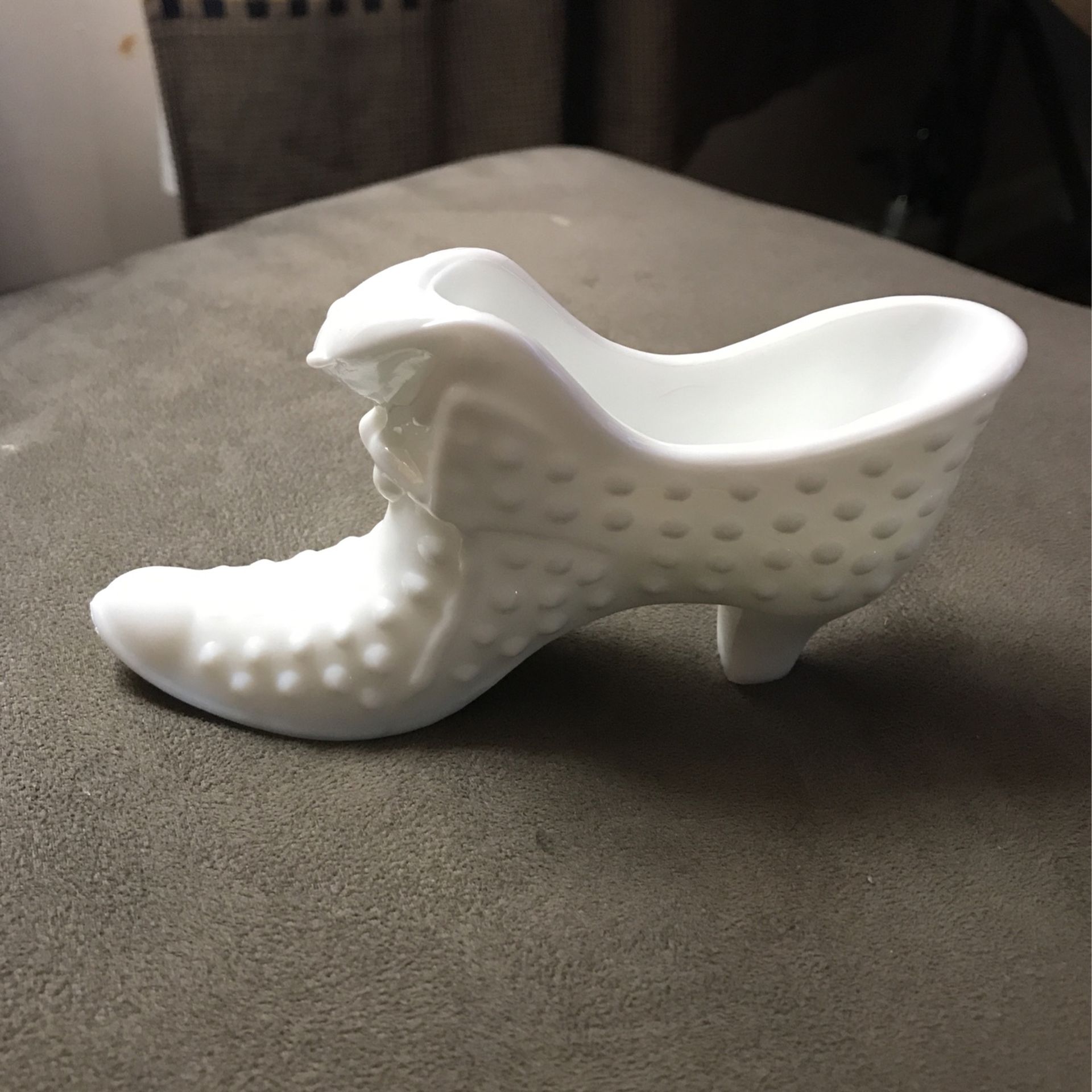  Fenton hobnail milk glass cat figural shoe
