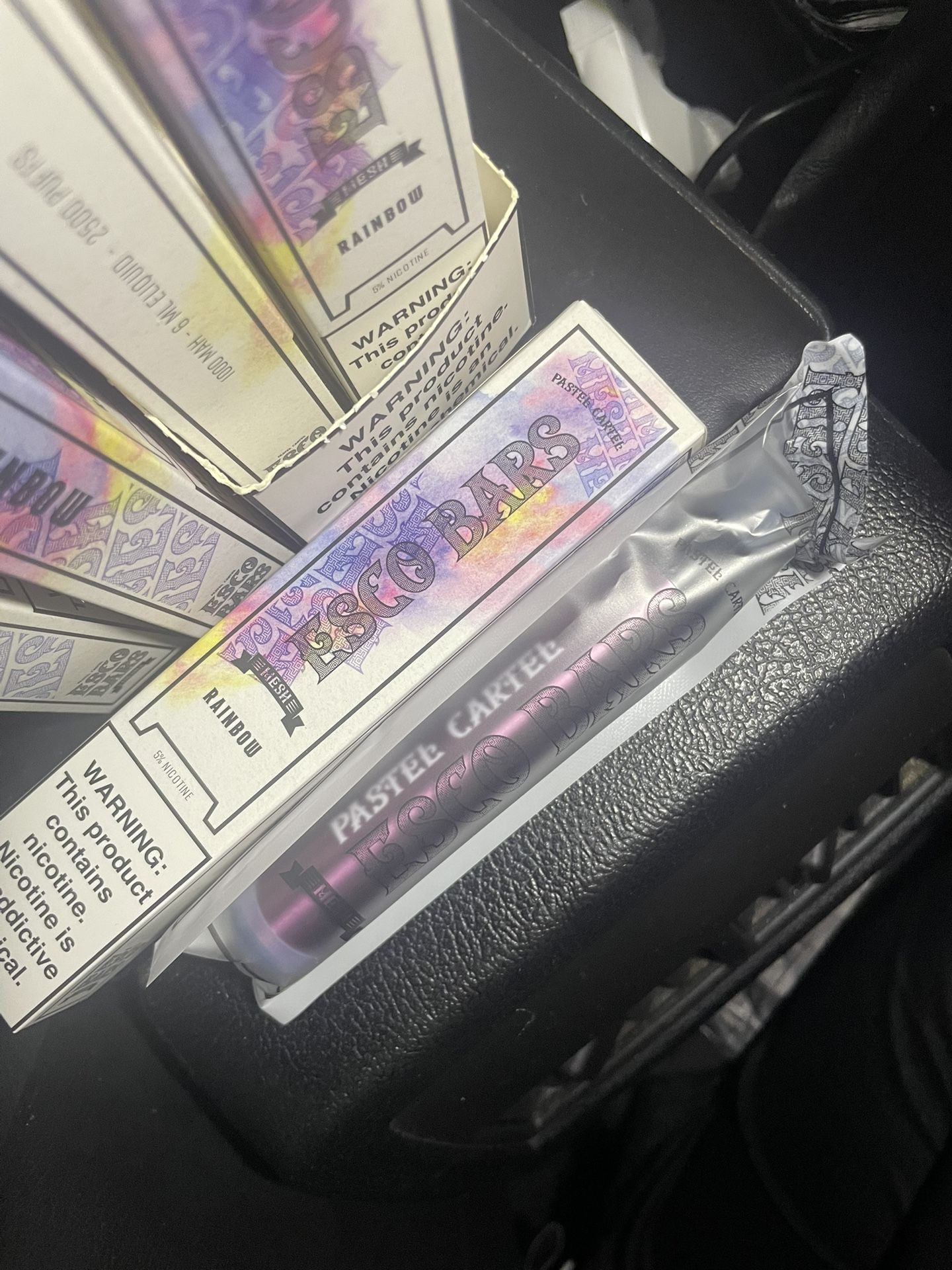 ESCO BARS PENS