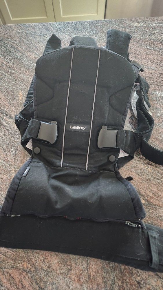 BabyBjorn Carrier