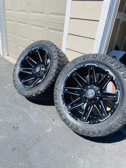 RAM 2500 Wheels And Tires
