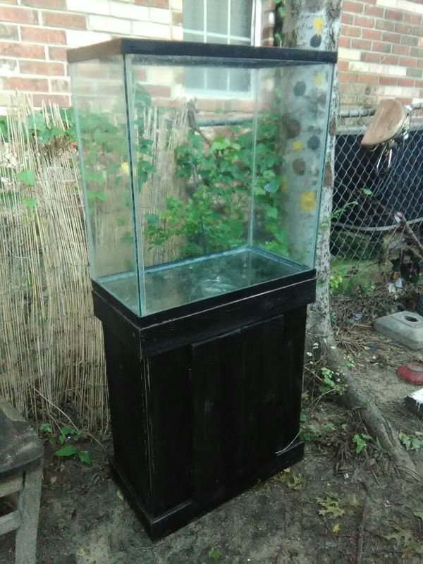 50 Gallon Aquarium with Stand for Sale in Dallas, TX OfferUp