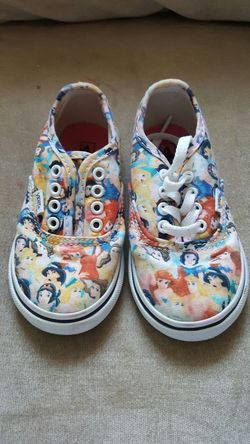 Vans Disney edition of princesses 7C