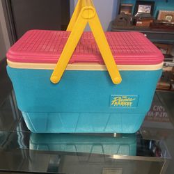 Vintage 1990’s Retro Igloo Cooler / Picnic Basket 