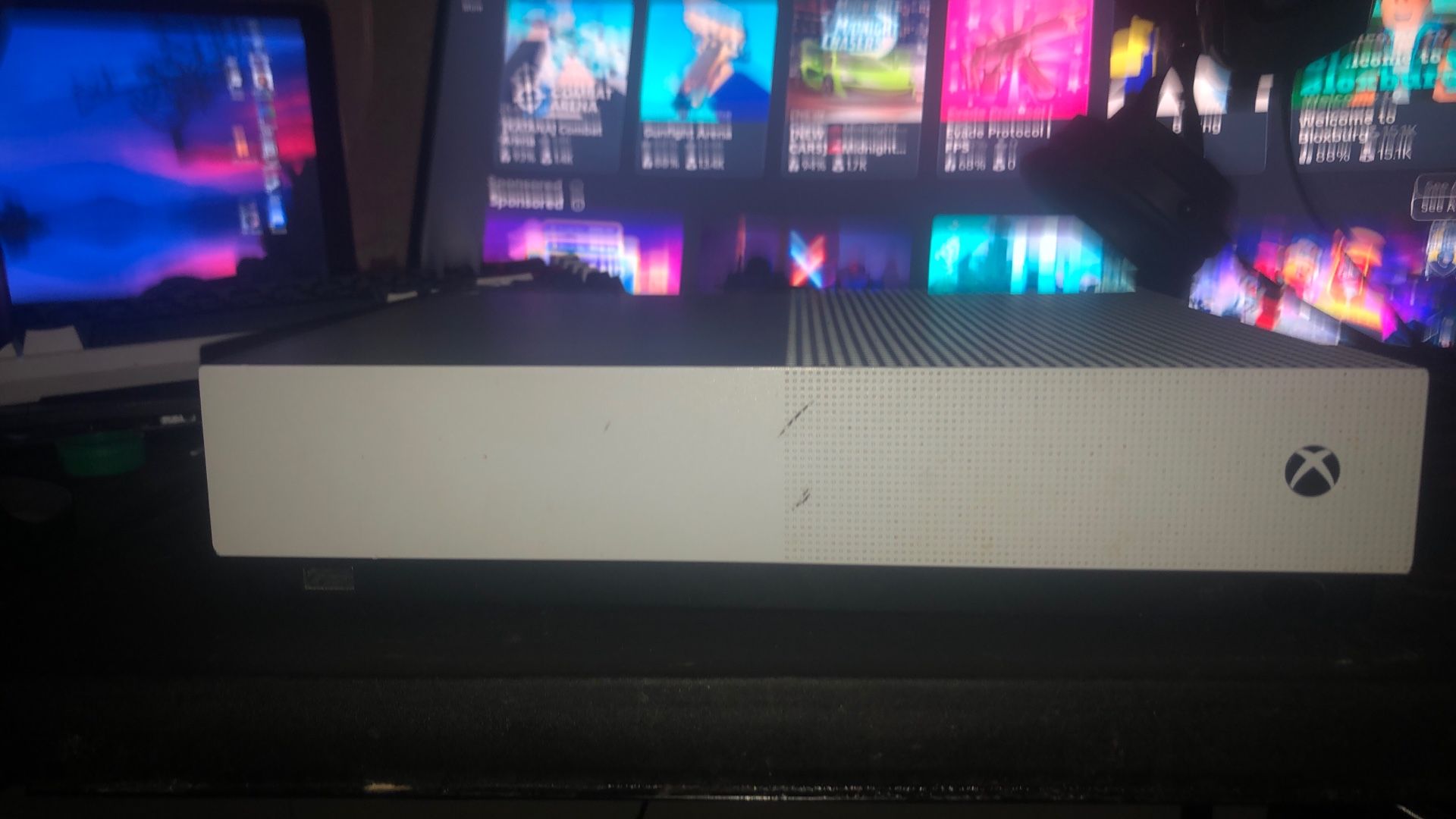 (BROKEN HDMI) Xbox One Digital no cords