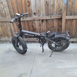 Folding e-bike