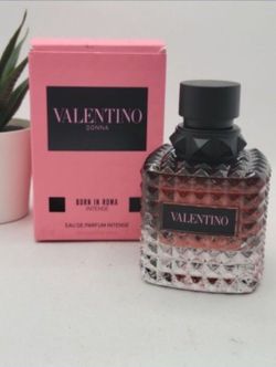 Valentino
Donna Born in Roma Intense Eau de Parfum
1.7 fl