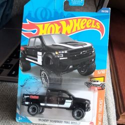 2020 Hot Wheels "2019 Chevy Silverado Trail Boss LT" - #151/250 