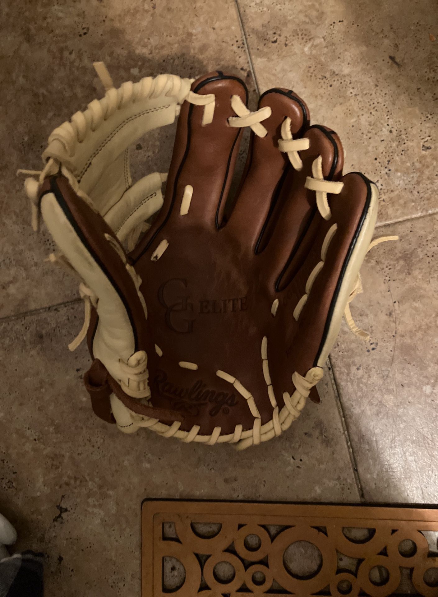 GG Elite Rawlings Glove