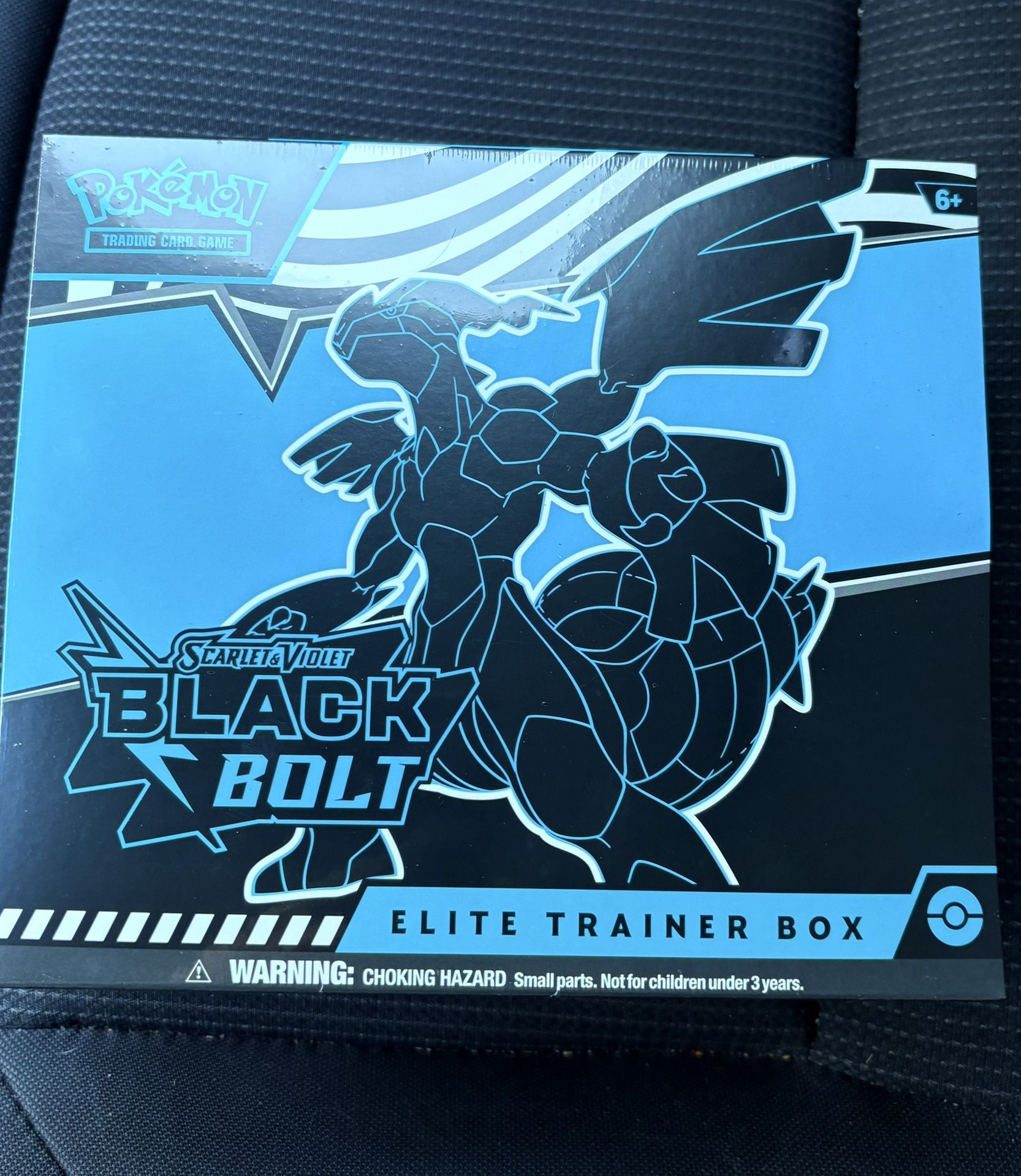 BLACK BOLT ETB