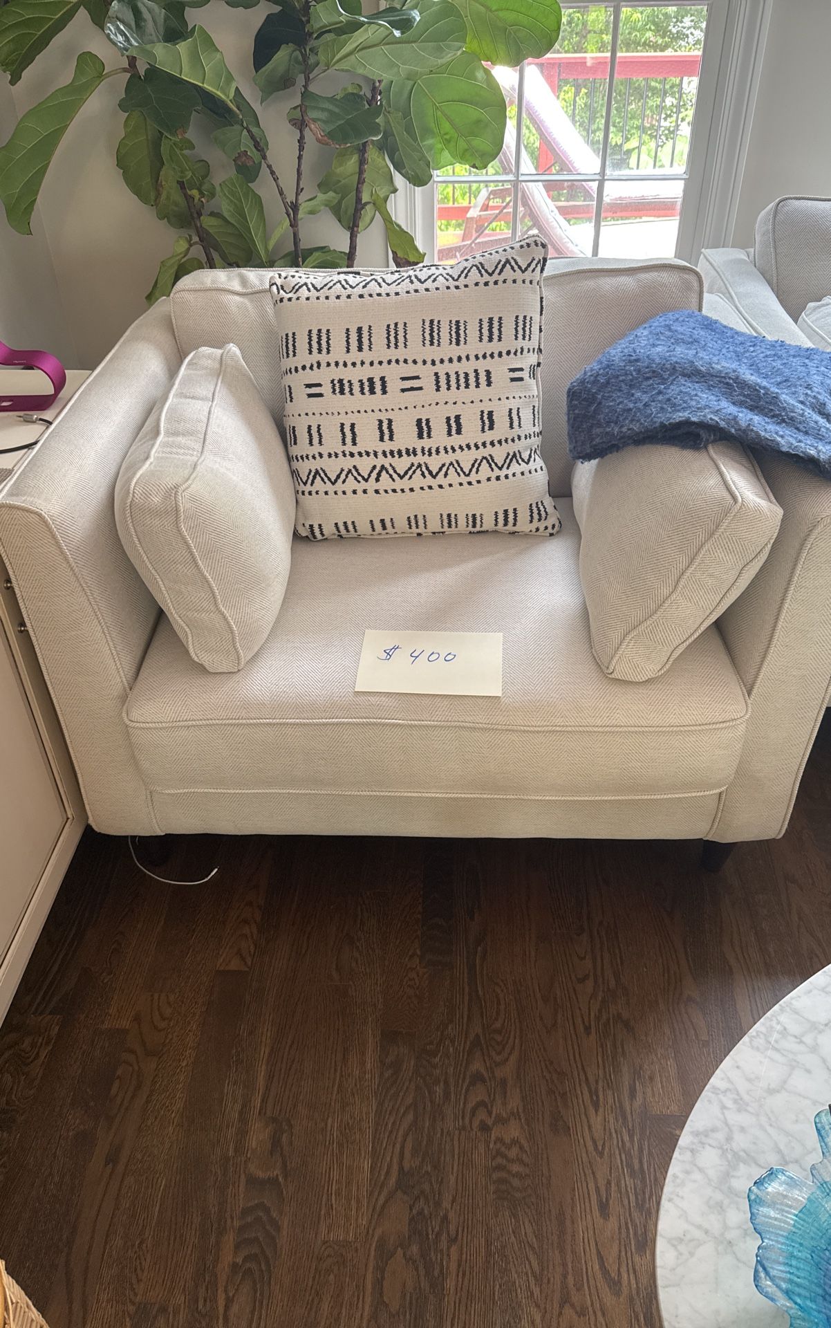 Beautiful, Oversized New Chair