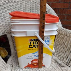 Sturdy Plastic Buckets With Lid