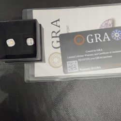 VVS1 Moissanite Earrings 5 Carat 