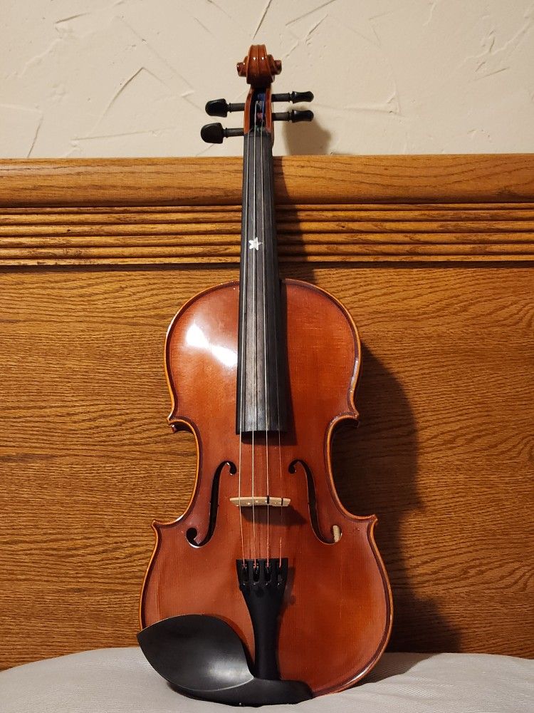 Strobel ML-80 4/4 Size Violin with Extras - WONDERFUL condition - w/ Extras