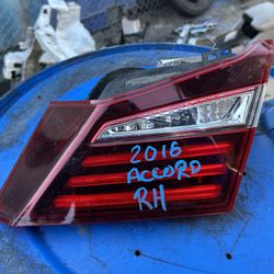 2016 - 2017 Honda Accord Tail Light Trunk Passenger Side LED